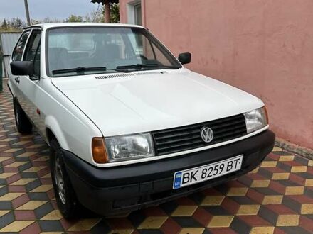 Фольксваген Поло 1994 в Кропивницком (Кировограде) на Automoto.ua Белый Фольксваген Поло, объемом двигателя 1.39 л и пробегом 280 тыс. км за 2300 $, фото 1 на Automoto.ua