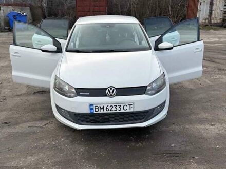 Белый Фольксваген Поло, объемом двигателя 1.2 л и пробегом 285 тыс. км за 5000 $, фото 1 на Automoto.ua