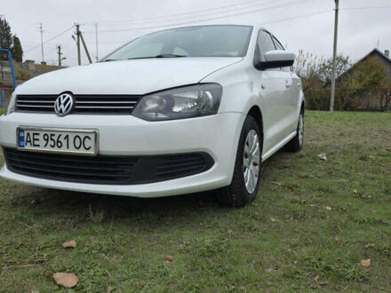 Белый Фольксваген Поло, объемом двигателя 1.6 л и пробегом 133 тыс. км за 8500 $, фото 1 на Automoto.ua