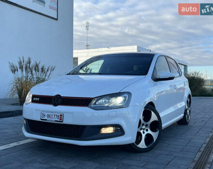 Белый Фольксваген Поло, объемом двигателя 1.4 л и пробегом 136 тыс. км за 9950 $, фото 1 на Automoto.ua