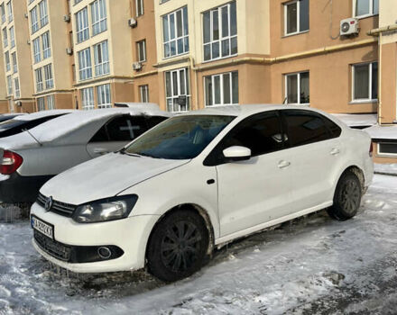 Белый Фольксваген Поло, объемом двигателя 1.6 л и пробегом 302 тыс. км за 6800 $, фото 1 на Automoto.ua