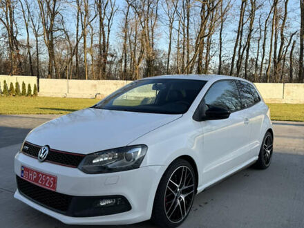 Белый Фольксваген Поло, объемом двигателя 1.4 л и пробегом 227 тыс. км за 7800 $, фото 1 на Automoto.ua