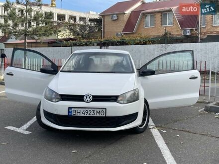 Белый Фольксваген Поло, объемом двигателя 1.2 л и пробегом 209 тыс. км за 6350 $, фото 1 на Automoto.ua