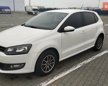 Белый Фольксваген Поло, объемом двигателя 1.39 л и пробегом 175 тыс. км за 7500 $, фото 1 на Automoto.ua