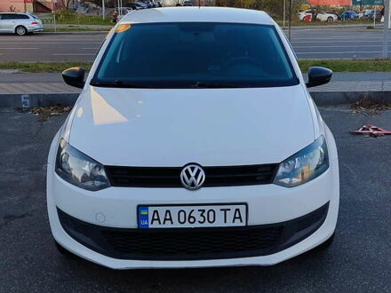 Білий Фольксваген Поло, об'ємом двигуна 1.2 л та пробігом 260 тис. км за 5500 $, фото 1 на Automoto.ua
