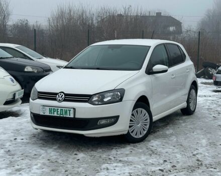 Белый Фольксваген Поло, объемом двигателя 1.2 л и пробегом 248 тыс. км за 6050 $, фото 1 на Automoto.ua