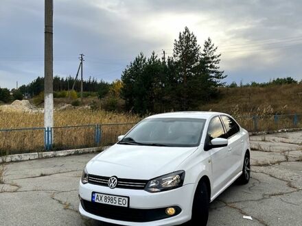 Білий Фольксваген Поло, об'ємом двигуна 1.6 л та пробігом 200 тис. км за 5200 $, фото 1 на Automoto.ua