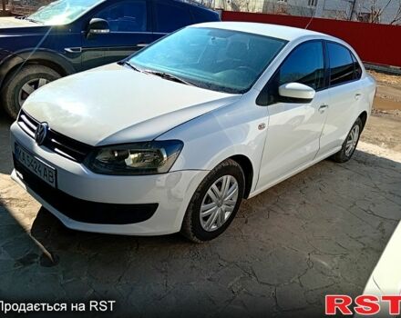Белый Фольксваген Поло, объемом двигателя 1.6 л и пробегом 298 тыс. км за 5700 $, фото 1 на Automoto.ua