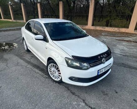 Белый Фольксваген Поло, объемом двигателя 1.6 л и пробегом 215 тыс. км за 5300 $, фото 1 на Automoto.ua