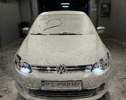 Білий Фольксваген Поло, об'ємом двигуна 1.6 л та пробігом 330 тис. км за 5299 $, фото 1 на Automoto.ua