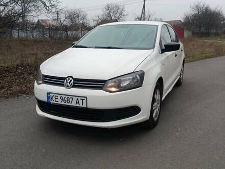 Білий Фольксваген Поло, об'ємом двигуна 1.6 л та пробігом 400 тис. км за 3499 $, фото 1 на Automoto.ua