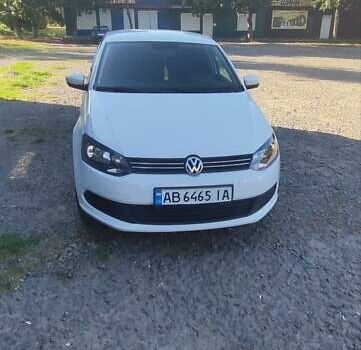 Белый Фольксваген Поло, объемом двигателя 1.6 л и пробегом 180 тыс. км за 7000 $, фото 1 на Automoto.ua