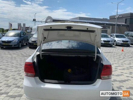 Фольксваген Поло 2012 у Мукачеве на Automoto.ua Білий Фольксваген Поло, об'ємом двигуна 1.6 л та пробігом 106 тис. км за 7500 $, фото 1 на Automoto.ua