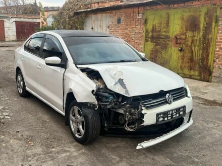 Белый Фольксваген Поло, объемом двигателя 1.6 л и пробегом 200 тыс. км за 3550 $, фото 1 на Automoto.ua