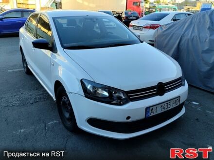 Белый Фольксваген Поло, объемом двигателя 1.6 л и пробегом 298 тыс. км за 5700 $, фото 1 на Automoto.ua
