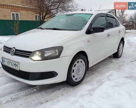 Белый Фольксваген Поло, объемом двигателя 1.6 л и пробегом 250 тыс. км за 4750 $, фото 1 на Automoto.ua