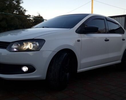 Белый Фольксваген Поло, объемом двигателя 1.6 л и пробегом 296 тыс. км за 5700 $, фото 1 на Automoto.ua