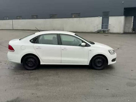 Белый Фольксваген Поло, объемом двигателя 1.6 л и пробегом 101 тыс. км за 7500 $, фото 1 на Automoto.ua