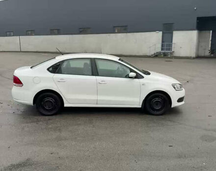 Белый Фольксваген Поло, объемом двигателя 1.6 л и пробегом 101 тыс. км за 7500 $, фото 1 на Automoto.ua