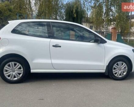 Белый Фольксваген Поло, объемом двигателя 1.2 л и пробегом 280 тыс. км за 6300 $, фото 1 на Automoto.ua