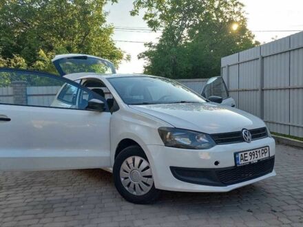 Фольксваген Поло 2014 у Дніпро (Дніпропетровську) на Automoto.ua Білий Фольксваген Поло, об'ємом двигуна 1.2 л та пробігом 259 тис. км за 5200 $, фото 1 на Automoto.ua