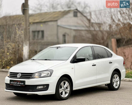 Белый Фольксваген Поло, объемом двигателя 1.6 л и пробегом 164 тыс. км за 8999 $, фото 1 на Automoto.ua