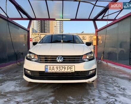 Белый Фольксваген Поло, объемом двигателя 1.6 л и пробегом 102 тыс. км за 9700 $, фото 1 на Automoto.ua