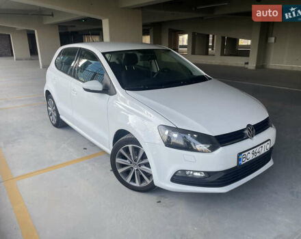 Белый Фольксваген Поло, объемом двигателя 1.42 л и пробегом 158 тыс. км за 10300 $, фото 1 на Automoto.ua