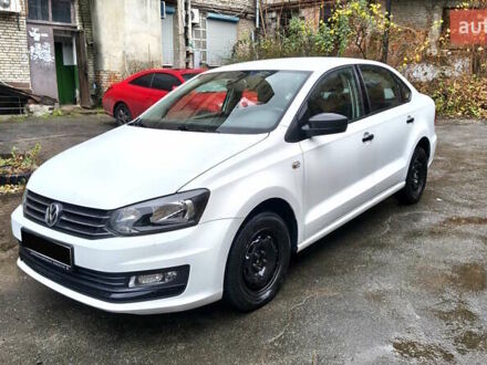 Білий Фольксваген Поло, об'ємом двигуна 1.6 л та пробігом 153 тис. км за 8000 $, фото 1 на Automoto.ua
