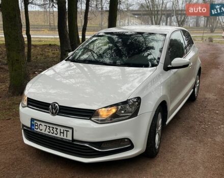 Белый Фольксваген Поло, объемом двигателя 1.42 л и пробегом 247 тыс. км за 11300 $, фото 1 на Automoto.ua
