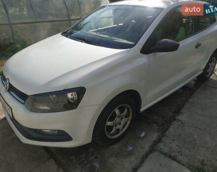 Белый Фольксваген Поло, объемом двигателя 1.2 л и пробегом 233 тыс. км за 6300 $, фото 1 на Automoto.ua