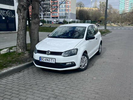 Белый Фольксваген Поло, объемом двигателя 1.2 л и пробегом 200 тыс. км за 6300 $, фото 1 на Automoto.ua
