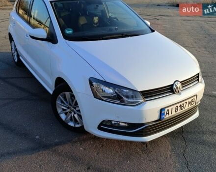 Белый Фольксваген Поло, объемом двигателя 1.42 л и пробегом 220 тыс. км за 10000 $, фото 1 на Automoto.ua