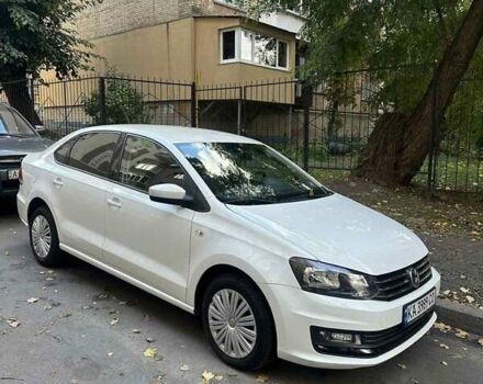 Белый Фольксваген Поло, объемом двигателя 1.4 л и пробегом 99 тыс. км за 10000 $, фото 1 на Automoto.ua