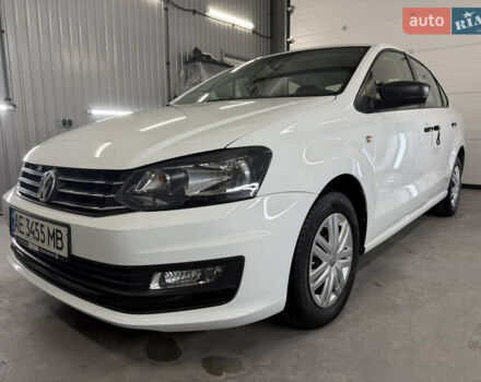 Белый Фольксваген Поло, объемом двигателя 1.4 л и пробегом 58 тыс. км за 11000 $, фото 1 на Automoto.ua