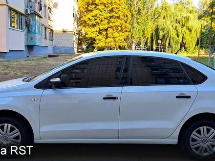 Фольксваген Поло 2019 у Желтых Водах на Automoto.ua Білий Фольксваген Поло, об'ємом двигуна 1.6 л та пробігом 50 тис. км за 8800 $, фото 1 на Automoto.ua