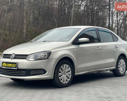 Бежевий Фольксваген Поло, об'ємом двигуна 1.6 л та пробігом 330 тис. км за 5800 $, фото 2 на Automoto.ua