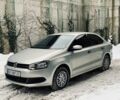 Бежевый Фольксваген Поло, объемом двигателя 1.6 л и пробегом 235 тыс. км за 5400 $, фото 1 на Automoto.ua