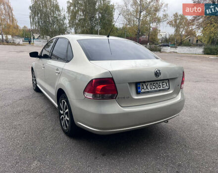 Бежевий Фольксваген Поло, об'ємом двигуна 1.6 л та пробігом 212 тис. км за 7499 $, фото 6 на Automoto.ua