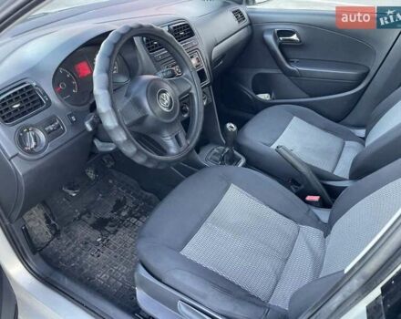 Бежевий Фольксваген Поло, об'ємом двигуна 1.57 л та пробігом 230 тис. км за 4800 $, фото 17 на Automoto.ua