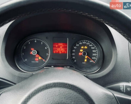 Бежевый Фольксваген Поло, объемом двигателя 1.6 л и пробегом 129 тыс. км за 6750 $, фото 13 на Automoto.ua