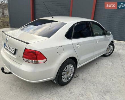 Бежевый Фольксваген Поло, объемом двигателя 1.6 л и пробегом 129 тыс. км за 6750 $, фото 5 на Automoto.ua