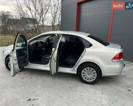 Бежевый Фольксваген Поло, объемом двигателя 1.6 л и пробегом 129 тыс. км за 6750 $, фото 7 на Automoto.ua