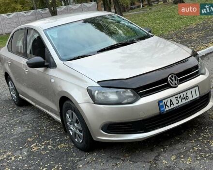 Бежевый Фольксваген Поло, объемом двигателя 1.6 л и пробегом 250 тыс. км за 3800 $, фото 42 на Automoto.ua