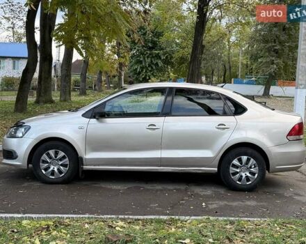 Бежевый Фольксваген Поло, объемом двигателя 1.6 л и пробегом 250 тыс. км за 3800 $, фото 5 на Automoto.ua