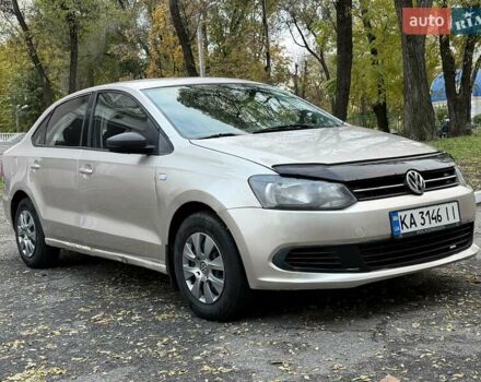 Бежевый Фольксваген Поло, объемом двигателя 1.6 л и пробегом 250 тыс. км за 3800 $, фото 41 на Automoto.ua