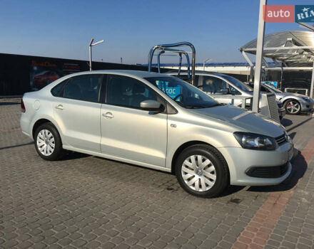 Бежевый Фольксваген Поло, объемом двигателя 1.6 л и пробегом 206 тыс. км за 7500 $, фото 5 на Automoto.ua
