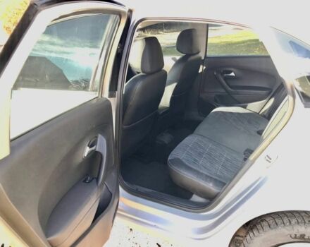 Бежевый Фольксваген Поло, объемом двигателя 1.6 л и пробегом 265 тыс. км за 5100 $, фото 6 на Automoto.ua