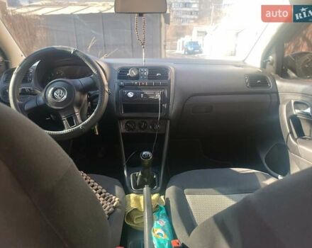 Бежевый Фольксваген Поло, объемом двигателя 1.6 л и пробегом 185 тыс. км за 6500 $, фото 8 на Automoto.ua