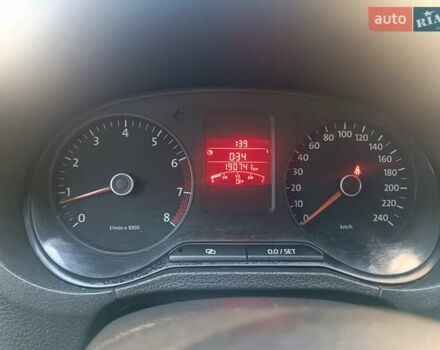 Бежевый Фольксваген Поло, объемом двигателя 1.6 л и пробегом 185 тыс. км за 6500 $, фото 3 на Automoto.ua